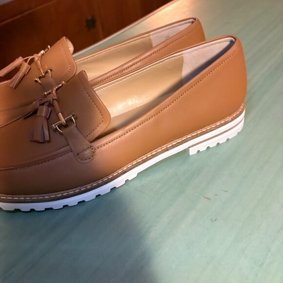 NEW Womens Talbots Havana Tan Laura Tassel Loafers Size 10 M - Picture 9 of 9